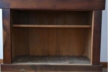 和製アンティーク　透かし彫りの意匠が趣を添える四尺京水屋　(R-089992)