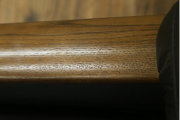 中古　カリモク家具(karimoku)　WSシリーズ　コンパクトサイズ　本革(レザー)　重厚感と快適さを兼ね備えた一人掛けソファ　定価12万円　(R-089995)