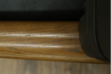 中古　カリモク家具(karimoku)　WSシリーズ　コンパクトサイズ　本革(レザー)　重厚感と快適さを兼ね備えた一人掛けソファ　定価12万円　(R-089995)