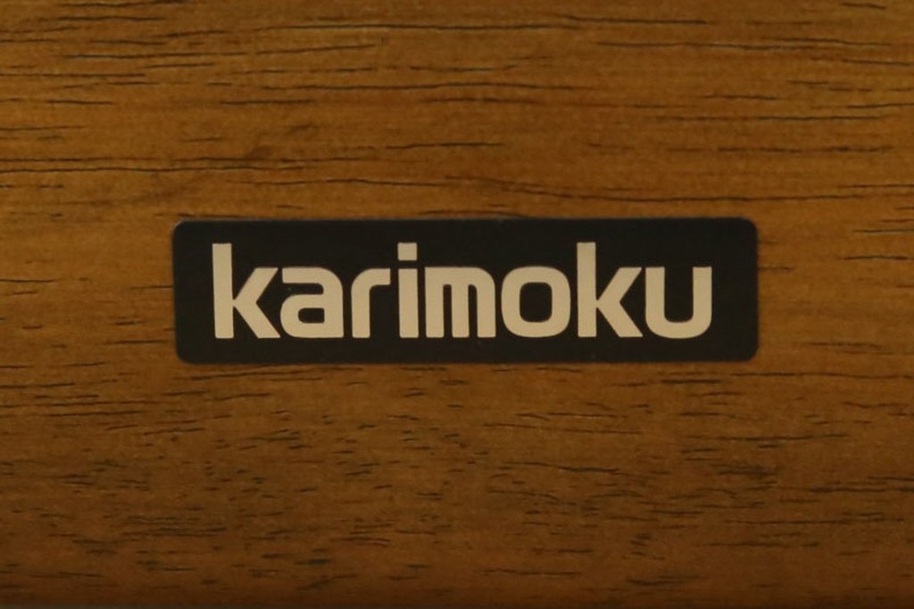 中古　カリモク家具(karimoku)　WSシリーズ　コンパクトサイズ　本革(レザー)　重厚感と快適さを兼ね備えた一人掛けソファ　定価12万円　(R-089995)