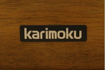 中古　カリモク家具(karimoku)　WSシリーズ　コンパクトサイズ　本革(レザー)　重厚感と快適さを兼ね備えた一人掛けソファ　定価12万円　(R-089995)