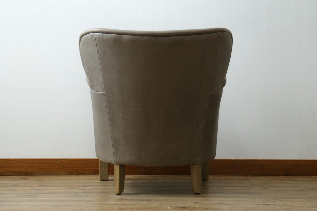 中古　HALO(ハロ)　FAT LUXE(ファット リュクス)　GREEN WHICH ARM CHAIR(グリーンウィッチアームチェア)　本革　包み込むような背もたれが魅力のアームチェア　(R-089999)