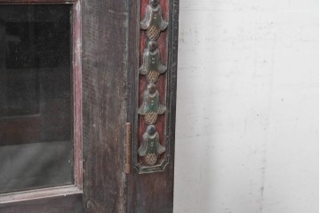 アジアンヴィンテージ　バリ　チーク材　アーチ型のフォルムと繊細な彫刻が美しいショーケース　(R-090000)