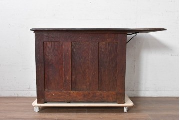イギリスアンティーク　1930年頃　オーク材　バタフライ天板付きの小振りな片袖机　(R-090003)