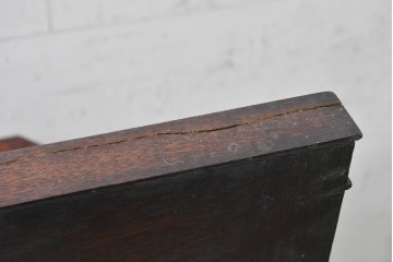 イギリスアンティーク　1920年頃　オーク材　幾何学模様が印象的なコンソールテーブル　(R-090004)