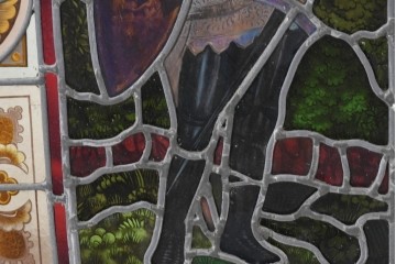 イギリスアンティーク建具　1890年から1910年頃　エナメル絵付け　中世の騎士を描いたステンドグラスのフィックス窓1枚　(R-090022)