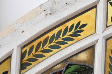 イギリスアンティーク　1930年頃　エナメル絵付け　草花と果実が華やかなステンドグラスのFIX窓2枚セット　(R-090026)