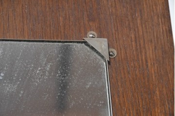 イギリスアンティーク　1930年頃　オーク材　曲線意匠が印象的な薄型ワードローブ　(R-090034)