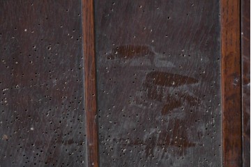 イギリスアンティーク　1930年頃　オーク材　曲線意匠が印象的な薄型ワードローブ　(R-090034)