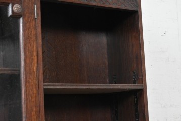 フランスアンティーク　1920年頃　オーク材　クラシカルな佇まいのガラス扉付きブックシェルフ　(R-090035)