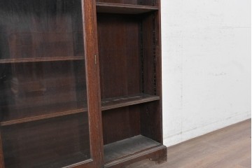 フランスアンティーク　1920年頃　オーク材　クラシカルな佇まいのガラス扉付きブックシェルフ　(R-090035)