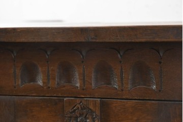 イギリスアンティーク　1940年から1950年頃　オーク材　植物モチーフの彫刻が上品なカウンターテーブル　(R-090037)