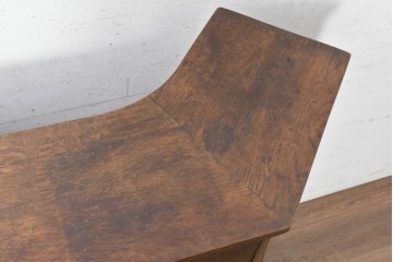 イギリスアンティーク　1940年から1950年頃　オーク材　植物モチーフの彫刻が上品なカウンターテーブル　(R-090037)