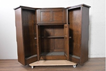 イギリスアンティーク　1940年から1950年頃　オーク材　植物モチーフの彫刻が上品なカウンターテーブル　(R-090037)