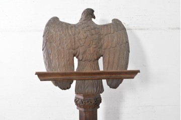 【簡易リペア限定品】　イギリスアンティーク　1870年から1910年頃　激レア!　オーク材　翼を広げた鷲の彫刻が圧巻のレクターン　(R-090038)