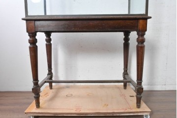 フランスアンティーク　1930年から1940年頃　A. RAVENEL Fils　ディスプレイを引き立てるガラスショーケース　(R-090041)