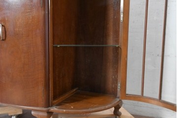 イギリスヴィンテージ　1950年から1960年頃　Turnidge(ターニッジ)　マホガニー材　カウンター付き　丸みのあるフォルムが魅力のカクテルキャビネット　(R-090043)