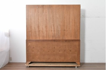 中古　美品　イタリア　RM Arredamenti(RM アッレダメンティ)　MAZZANTICA(マッザンティカ)　美しい格子ガラス扉のキャビネット　定価約180万円　(R-090047)