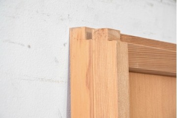 ヴィンテージ建具　昭和後期　柾目が魅力的な舞良戸2枚セット　(R-090060)