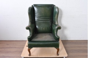 イギリスヴィンテージ　1950年頃　本革(レザー)　チェスターフィールド　深みのあるグリーンと重厚な佇まいが魅力のウィングバックチェア　※傷み有り　(R-090062)