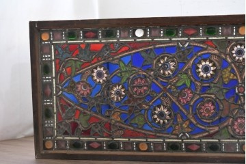 イギリスアンティーク　1900年頃　特大!!　幅約2.5m　エナメル彩色　広がる花々の意匠を描いたステンドグラス1枚　(R-090079)