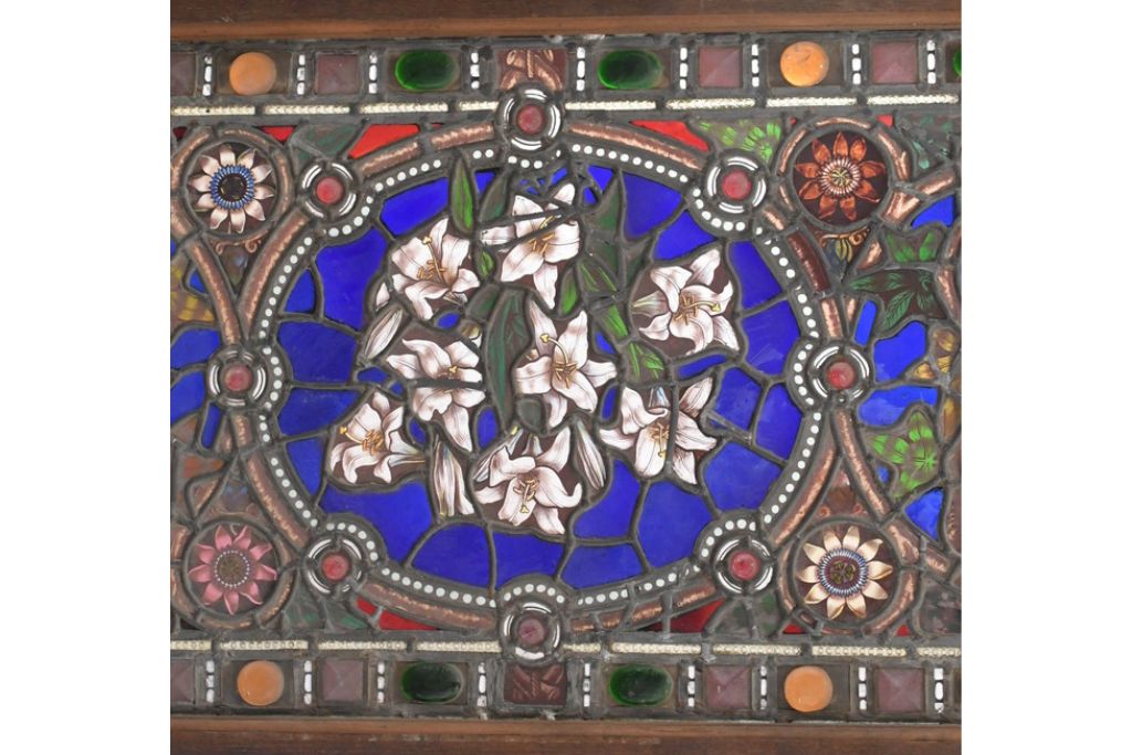 イギリスアンティーク　1900年頃　特大!!　幅約2.5m　エナメル彩色　広がる花々の意匠を描いたステンドグラス1枚　(R-090079)