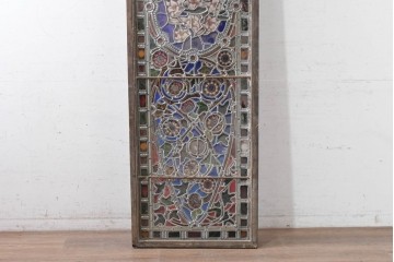 イギリスアンティーク　1900年頃　特大!!　幅約2.5m　エナメル彩色　広がる花々の意匠を描いたステンドグラス1枚　(R-090079)