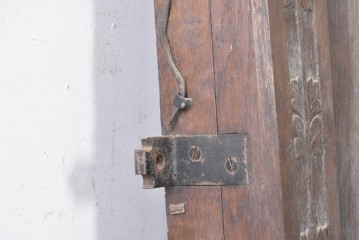 イギリスアンティーク建具　オーク材　教会で使われた重厚感のある枠付きドア1枚　(R-090085)