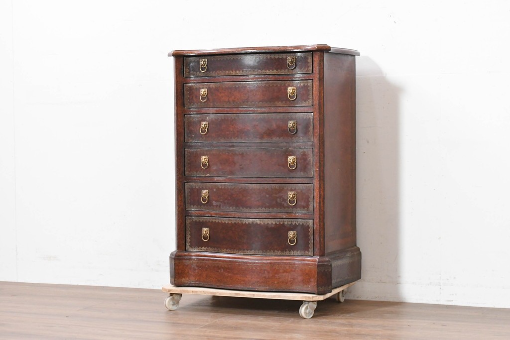 中古　MAITLAND SMITH(メートランドスミス)　レザー張り　曲線とクラシカルな意匠が上品なチェスト　定価約120万円　(R-090086)