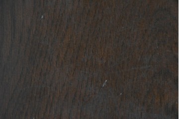 和製ヴィンテージ　1970年から1980年頃　ナラ材・カバ材　優美な佇まいのアンティーク調サイドテーブル　(R-090094)