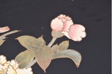 アジアンヴィンテージ　シノワズリ様式のインテリアにぴったり!　花鳥図が美しいサイドテーブル　(R-090095)