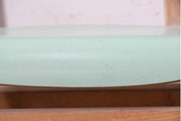 【簡易リペア限定品】　イギリスヴィンテージ　スタッキングできる淡いグリーンカラーのスクールチェア7脚セット　(R-090096)