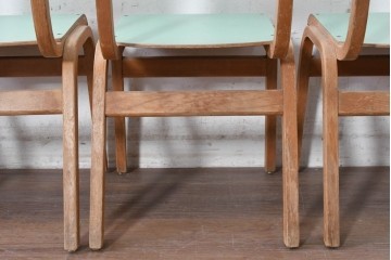 【簡易リペア限定品】　イギリスヴィンテージ　スタッキングできる淡いグリーンカラーのスクールチェア6脚セット　(R-090097)