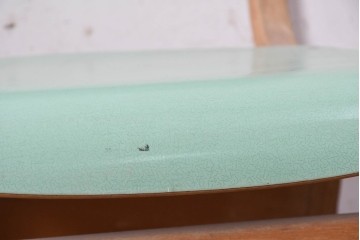 【簡易リペア限定品】　イギリスヴィンテージ　スタッキングできる淡いグリーンカラーのスクールチェア6脚セット　(R-090097)