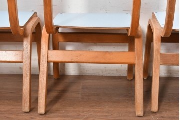 【簡易リペア限定品】　イギリスヴィンテージ　スタッキングできるライトブルーカラーのチャイルドチェア6脚セット　(R-090098)