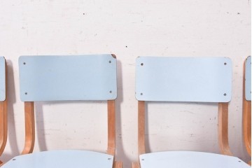 【簡易リペア限定品】　イギリスヴィンテージ　スタッキングできるライトブルーカラーのチャイルドチェア6脚セット　(R-090098)