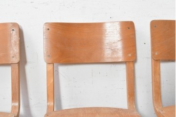 イギリスヴィンテージ　スタッキングできるスクールチェア4脚セット　(R-090099)