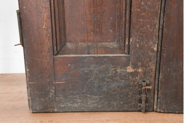 イギリスアンティーク建具　1920年頃　縦長のパネルデザインが印象的な両開きドア2枚(1対)セット　(R-090108)