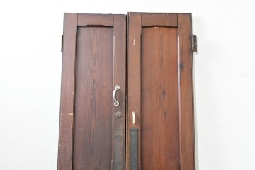 イギリスアンティーク建具　1920年頃　縦長のパネルデザインが印象的な両開きドア2枚(1対)セット　(R-090108)