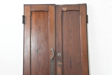 イギリスアンティーク建具　1920年頃　縦長のパネルデザインが印象的な両開きドア2枚(1対)セット　(R-090109)