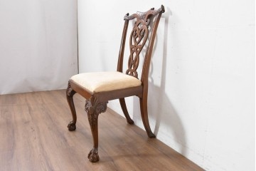 中古　MAITLAND SMITH(メートランドスミス)　マホガニー材　繊細な彫刻意匠と猫脚が優雅なチェア　(R-090110)