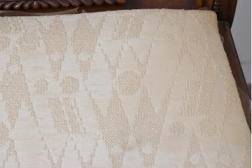 中古　MAITLAND SMITH(メートランドスミス)　マホガニー材　繊細な彫刻意匠と猫脚が優雅なチェア　(R-090110)