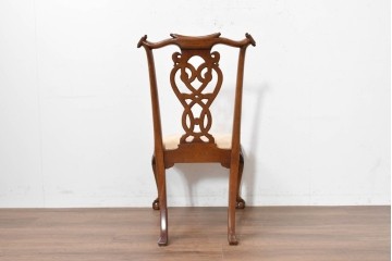 中古　MAITLAND SMITH(メートランドスミス)　マホガニー材　繊細な彫刻意匠と猫脚が優雅なチェア　(R-090110)