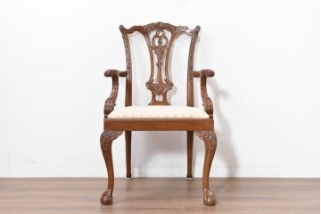 中古　MAITLAND SMITH(メートランドスミス)　マホガニー材　繊細な彫刻意匠と猫脚が優雅なアームチェア　(R-090111)