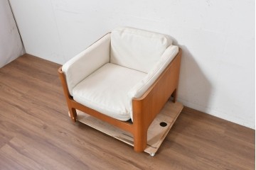和製ヴィンテージ　レザー・欅材　天童木工　剣持勇デザイン　Haco(ハコ)　ジャパニーズモダンを象徴する名作イージーチェア　現行定価約50万円　(R-090113)