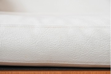 和製ヴィンテージ　レザー・欅材　天童木工　剣持勇デザイン　Haco(ハコ)　ジャパニーズモダンを象徴する名作イージーチェア　現行定価約50万円　(R-090113)
