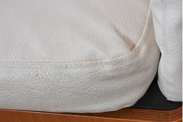 和製ヴィンテージ　レザー・欅材　天童木工　剣持勇デザイン　Haco(ハコ)　ジャパニーズモダンを象徴する名作イージーチェア　現行定価約50万円　(R-090113)