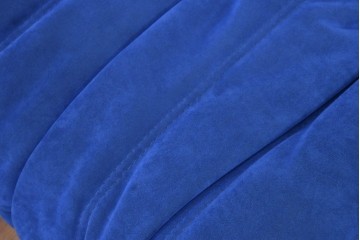 新古　未使用保管品　ligne roset(リーン・ロゼ)　ROSETTOGO(ロゼトーゴ)　鮮やかなブルーと包み込むようなフォルムが印象的なパフ　(R-090117)