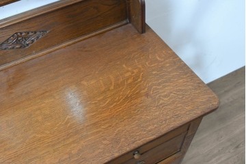 イギリスアンティーク　1920年頃　オーク材　人気の小振りサイズ!　可動式ミラーを備えたドレッシングチェスト　(R-090118)