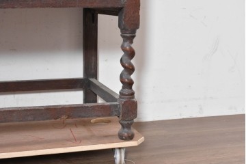イギリスアンティーク　1920年頃　オーク材　ツイストレッグと面取りミラーが美しいミラーバックサイドボード　(R-090119)